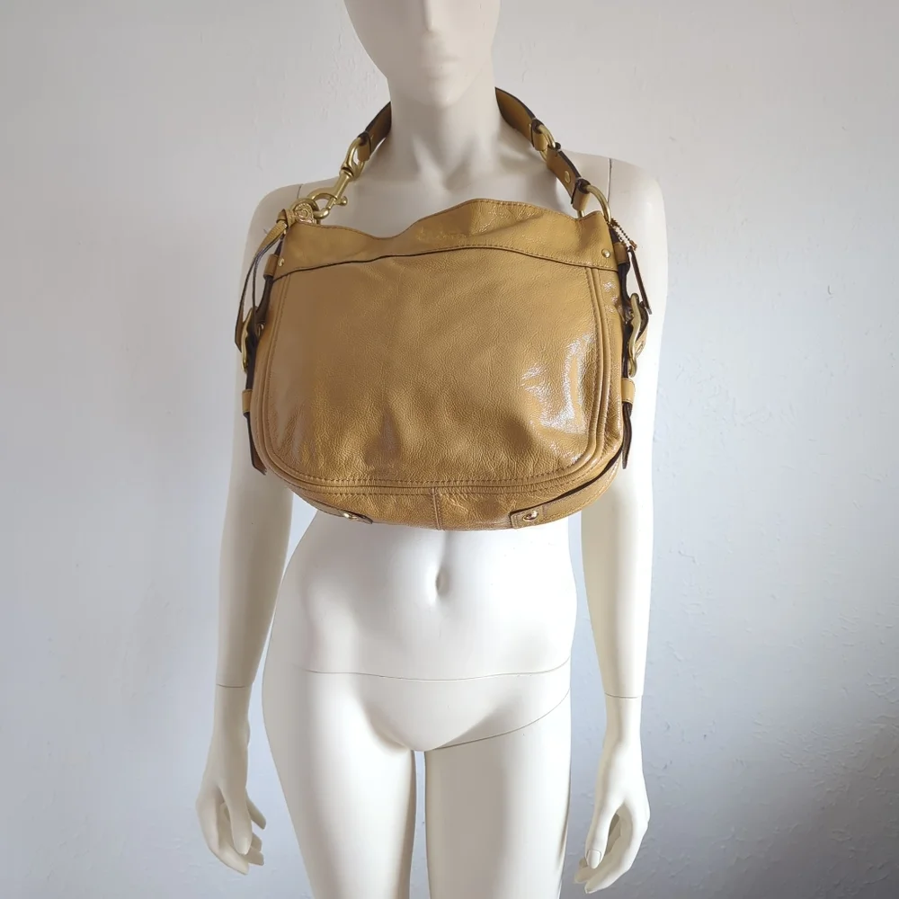 Coach zoe patent